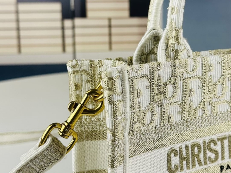 Dior Shopping Bags